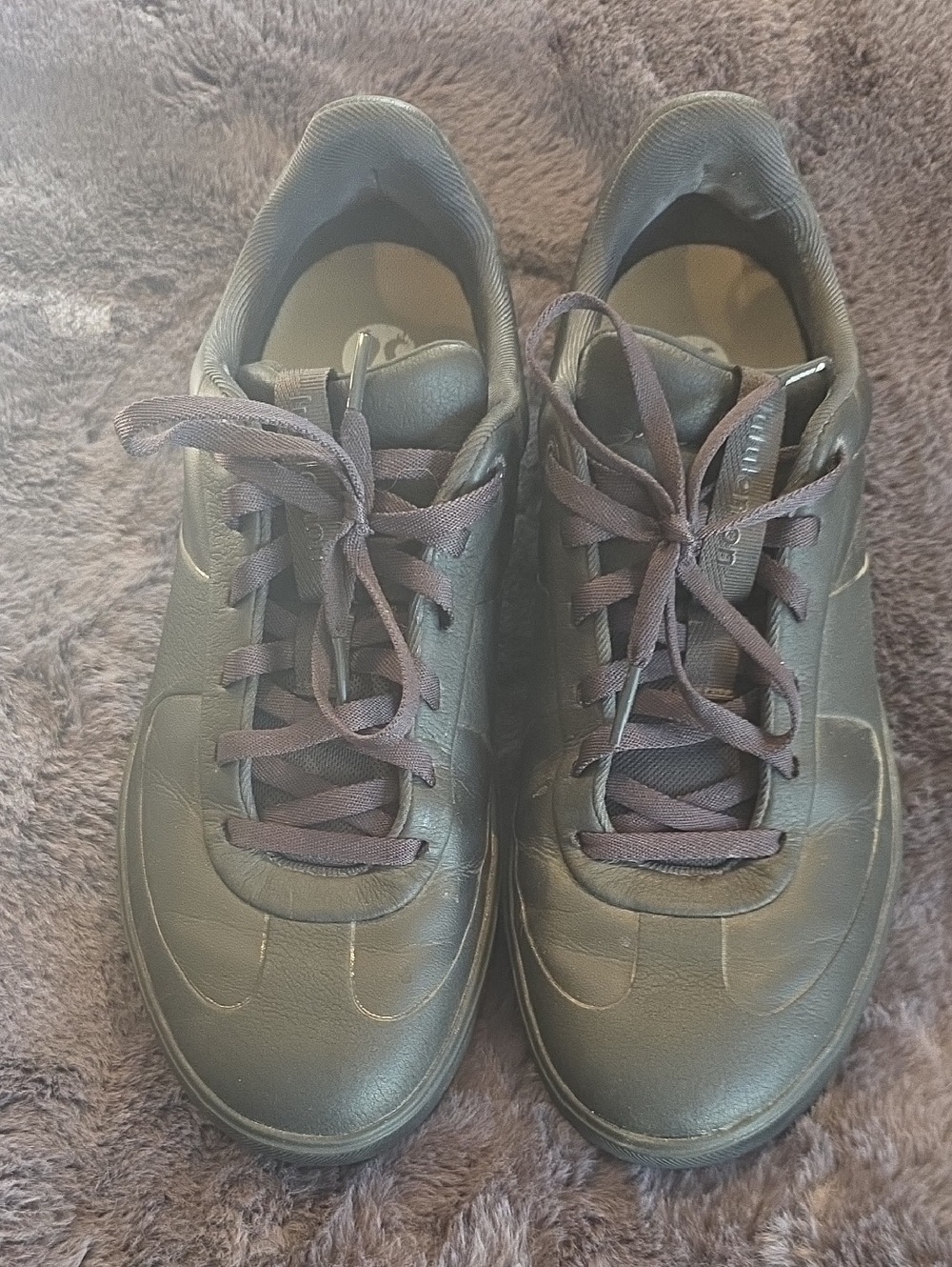 Lululemon Mens 10.5 Black Fake Leather Lace-Up Sneakers